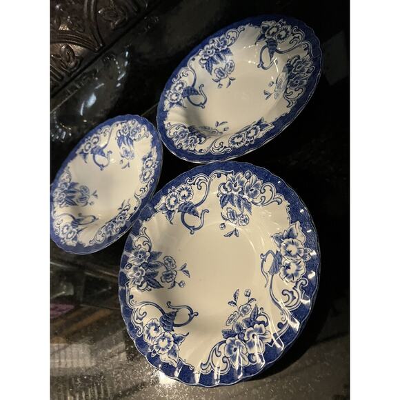 Myott Chelsea Garden Bloomingdales rimmed Bowls (3) Blue Floral - Picture 4 of 12